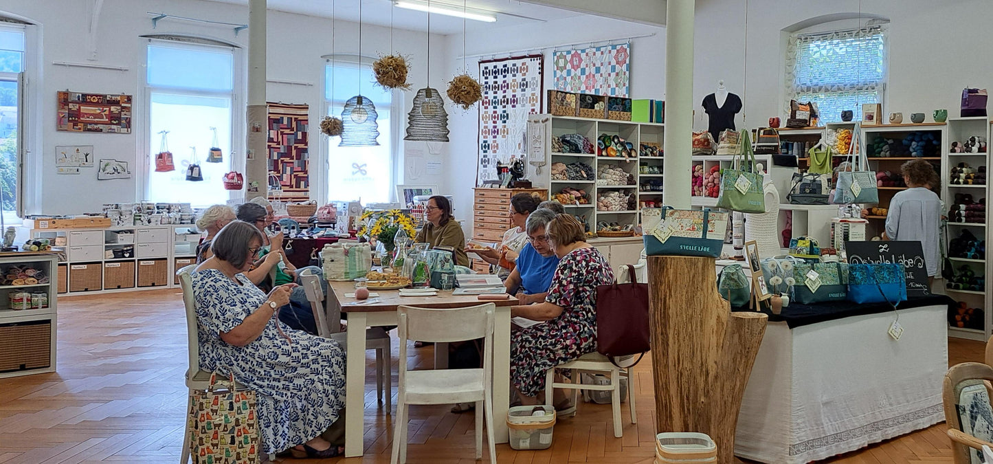 exklusiver Strick-und Nähtreff vor den Sommerferien